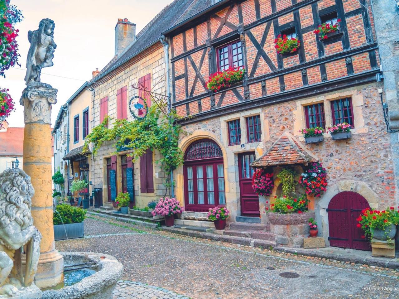 Grand Hotel De Bourbon-Lancy - Spa Et Restaurant - Logis Exteriér fotografie