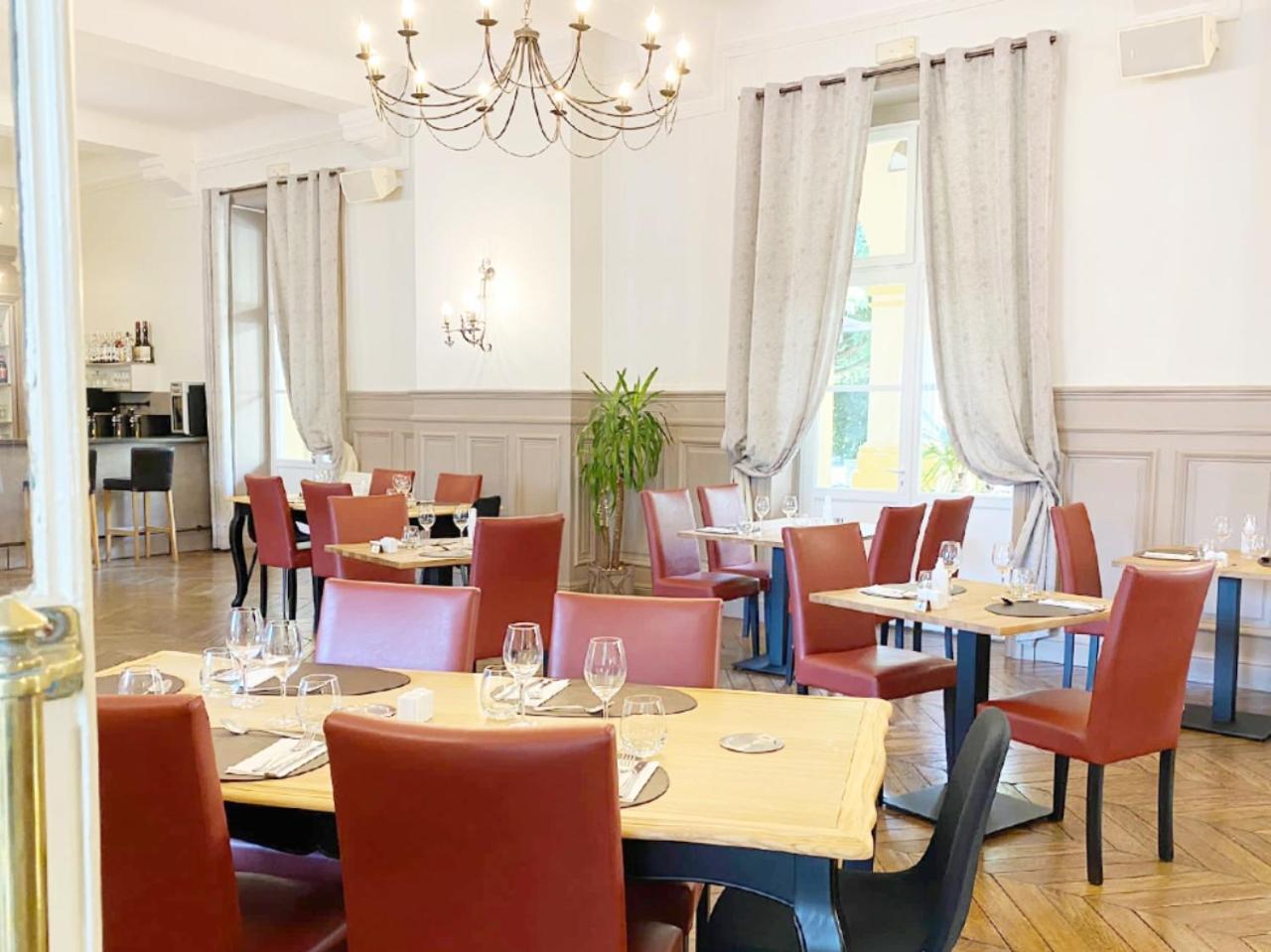 Grand Hotel De Bourbon-Lancy - Spa Et Restaurant - Logis Exteriér fotografie